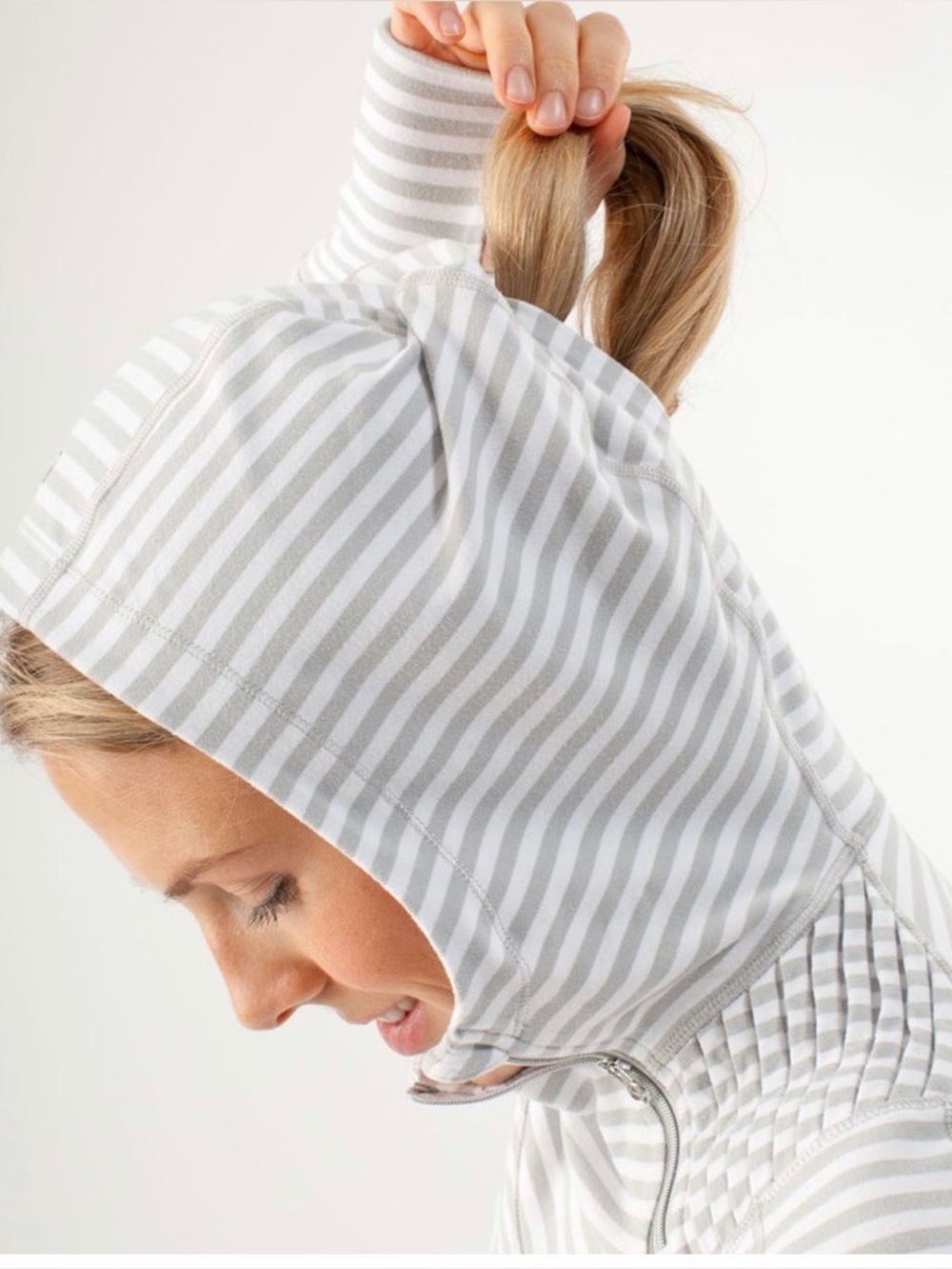 Lululemon Back On Track Pullover View 3